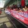 Spanduk Pendukung Ahok: You Will Never Walk Alone