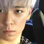 Sambil Menangis, Ibunda Ungkap T.O.P "BigBang" Masih Kritis