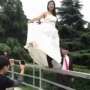 Mengerikan! Sesi Foto Prewed Ini Berujung Celaka