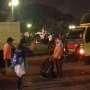 Depan Istana Dibanjiri Sampah, Pasukan Orange Mulai Sibuk