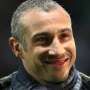 Anaknya Ditelanjangi Suporter yang Marah, Ini Kata Henrik Larsson