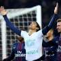 Cetak Gol ke-100, Cavani Beri Penghormatan pada Chapecoense