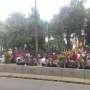 Massa Pro Ahok Joget-joget, Massa Anti Ahok Orasi Terus