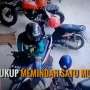 Anda Pasti Gregetan Lihat Perempuan Ini Keluarkan Motornya