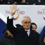 Ranieri Dipecat, Legenda Sepak Bola Inggris Menangis