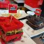 Restoran Ini Sajikan Burger Berbentuk Bata Lego