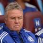 Eks Juru Racik Chelsea Guus Hiddink Pensiun dari Dunia Kepelatihan