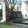 Raja Salman Mau Datang, Patung Gadis Bugil di Istana Ditutup
