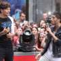 Lukai Fotografer, Louis Tomlinson Disidang di LA pada 29 Maret