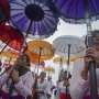 Upacara Melasti Menjelang Hari Raya Nyepi
