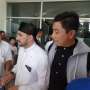 Jenguk Jupe, Ustadz Al Habsyi Beri Tasbih dan Air Zam-zam