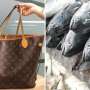 Kocak! Nenek Ini Pakai Tas "Branded" Buat Beli Ikan Segar