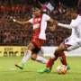 Dua Gol Boaz Solossa Bawa Persipura Tahan Seri PSM