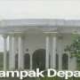 Dari Depan Rumah Ini Megah Seperti Istana, Faktanya....