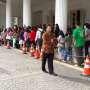 Hari Ketiga, Warga Masih Padat Ketemu Ahok, Antrean Lebih Tertib