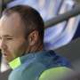 Pulih, Iniesta Siap Perkuat Lini Tengah Barcelona