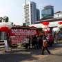 Ada Ribuan Balon Merah dan Putih di Halaman Balai Kota