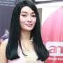 Siapa Lelaki yang Nyaris Raba Dada Zaskia Gotik?