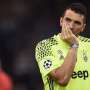 Kisah Buffon Tolak Barcelona dan Kartu Pos untuk Presiden