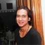 Adipati Dolken Rupanya Hobi Jalan-Jalan Sampai Tersasar