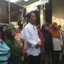Jokowi Ajak Ibu-ibu Syuting Ucapan Lebaran di Gang Sempit