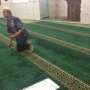 Darah Brimob yang Ditikam Teroris Masih Membekas di Karpet Masjid