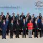Ini Alasan Trump di Samping Macron saat Foto Bersama KTT G20