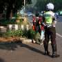 Pemotor Ngawur Lewat Trotoar, Penjarakan!