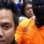 Dirilis Polisi, Tora Sudiro Pakai Baju Tahanan dan Tutup Kepala