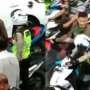 Oknum TNI Tak Pakai Helm Pukuli Polantas di Tengah Jalan