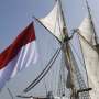 Upacara Kemerdekaan di KRI Dewaruci