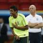 Pindah ke Barca, Paulinho Hadiahkan Mobil Mewahnya ke Sopir