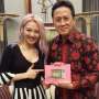 Fans Soroti Taeyeon "SNSD" Jatuh dan Nangis Tiba di Jakarta