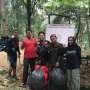 Keren! Pendaki Angkut 696 Kg Sampah Turun Gunung Halimun Salak