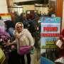 Polisi Pulangkan 10.553 Paspor Calon Jamaah First Travel