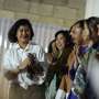 Tenun Baduy Mendunia, Akan Tampil di Paris Fashion Week