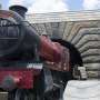 Kereta Harry Potter Selamatkan Satu Keluarga yang Terdampar