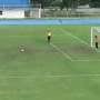 Kiper Ini Keburu Senang Tak Kebobolan, Endingnya Bikin Ngakak