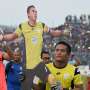 Tundukkan Persib, Samsul Arif Persembahkan Gol buat Choirul Huda