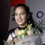 Pevita Pearce Minder Jalan Bareng Para Model di JFW 2018, Kenapa?