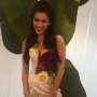 Ratu Kecantikan Malaysia Pamer Gaun Nasi Lemak di Miss Universe