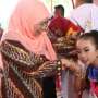 Mensos Cairkan Bansos Tahap IV di Sragen, Jateng