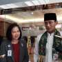Sandiaga Jenguk Mantan Gubernur Soerjadi, Anies Belum Sempat