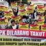 Desak KPK Tangkap Setya Novanto