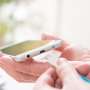 Duh, Gadis 14 Tahun Tewas Kesetrum Kabel iPhone