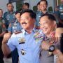 Panglima TNI Ajak Kapolri Ngopi di Atas KRI dan Hercules