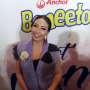 Ayu Dewi Pilih Jadi Ibu yang Tegas