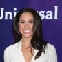 Kunjungi Panti Jompo, Meghan Markle Kenakan Cincin Bermakna Manis