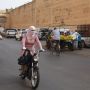 Arab Saudi Hapus Larangan Kaum Hawa Kendarai Motor