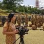 Livi Zheng Siap Promosikan The Santri Hingga ke Amerika